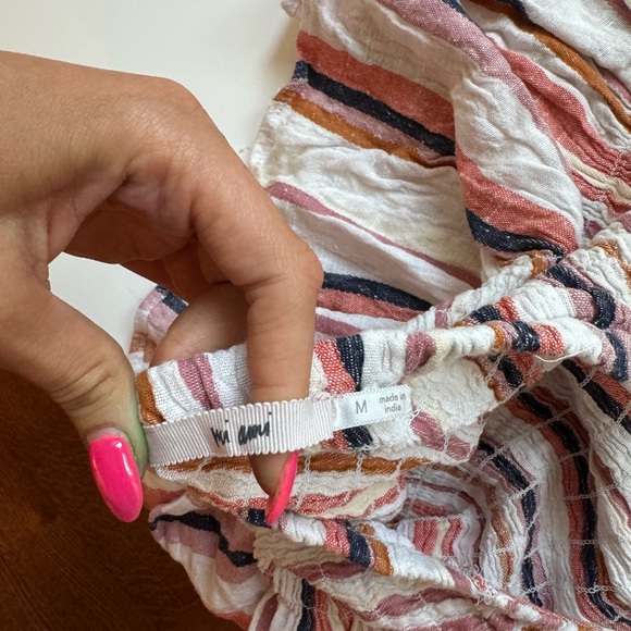 halter top - Picture 3 of 3